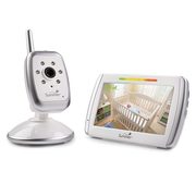 Summer Infant Wide View 5" Digital Color Video Monitor - $129.97 ($40.00 off)